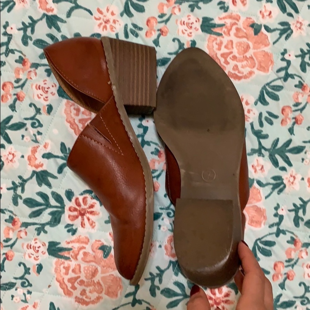 Block Heel Bootie - Picture 3 of 7